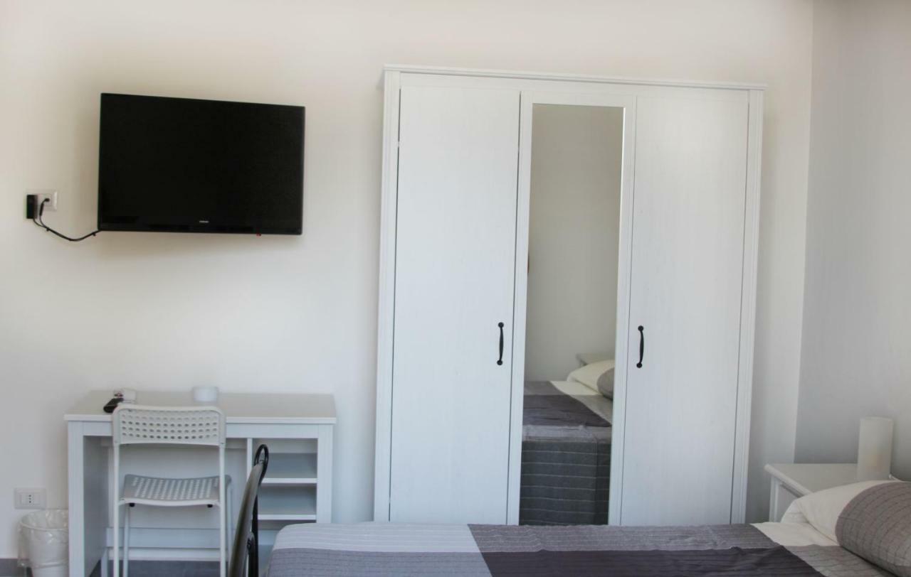 Aeroporto Bellini Rooms Catánia Buitenkant foto